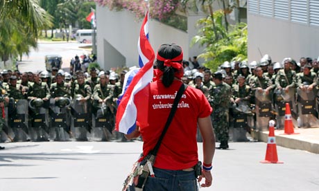 Will the red shirts take Bangkok Airport?